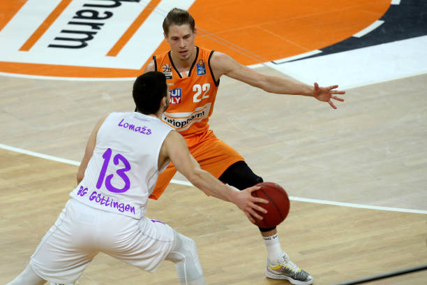 能的舞台 能的舞台